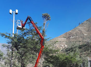 Plataforma elevadora sobre oruga modelo Spider 15.75